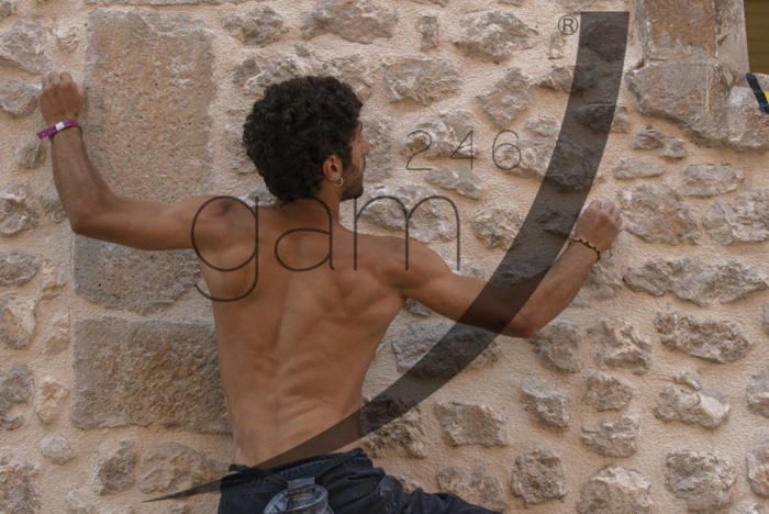 Street boulder L'Aquila 2023