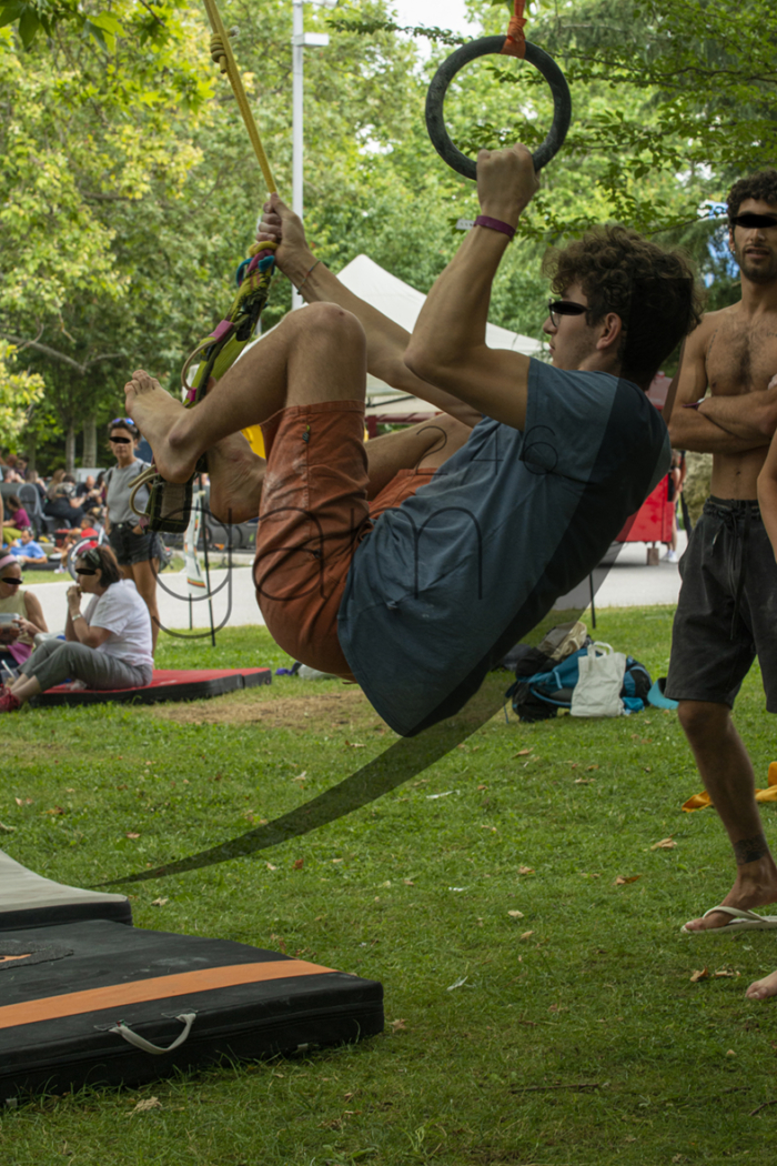 Street boulder L'Aquila 2023