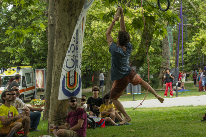 Street boulder L'Aquila 2023